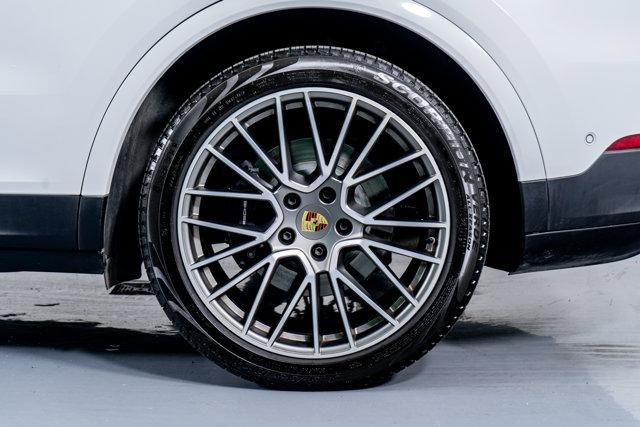 used 2023 Porsche Cayenne E-Hybrid car, priced at $87,998