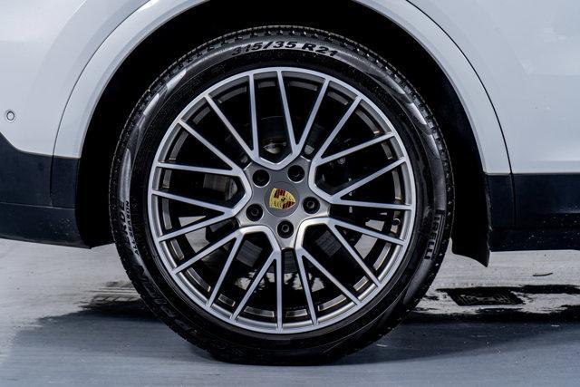 used 2023 Porsche Cayenne E-Hybrid car, priced at $87,998