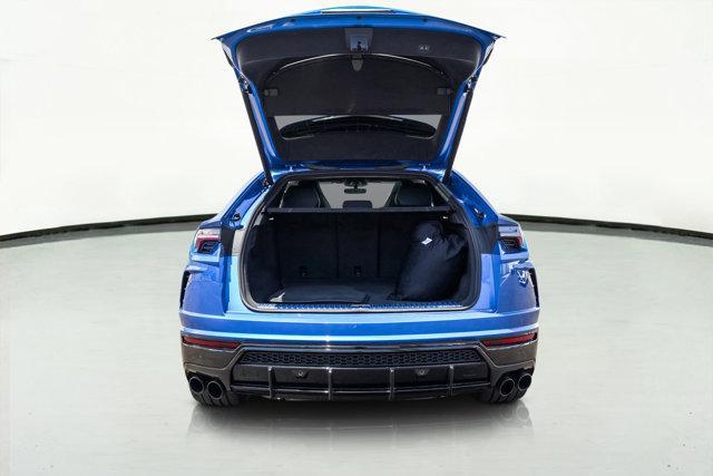 used 2022 Lamborghini Urus car, priced at $229,998