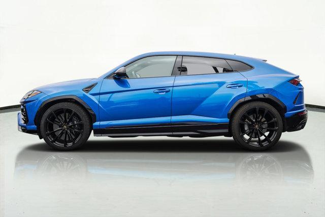 used 2022 Lamborghini Urus car, priced at $229,998