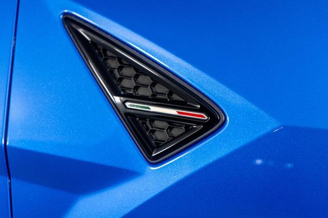 used 2022 Lamborghini Urus car, priced at $234,998