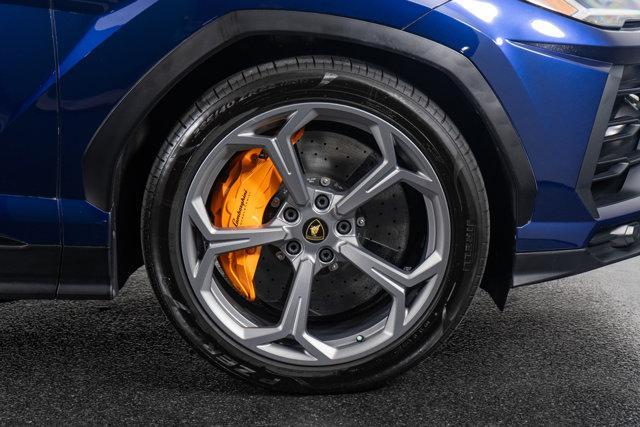 used 2022 Lamborghini Urus car, priced at $228,998