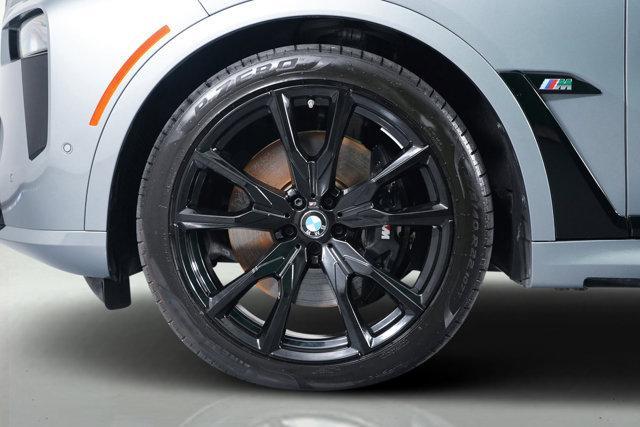 used 2025 BMW X7 car, priced at $98,998