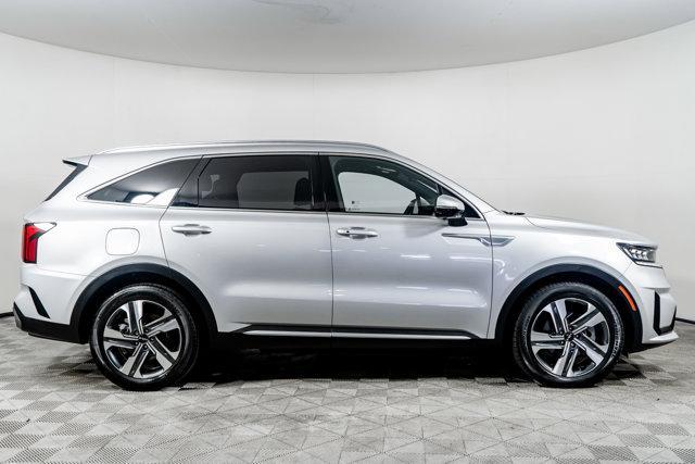 used 2022 Kia Sorento Plug-In Hybrid car, priced at $31,998