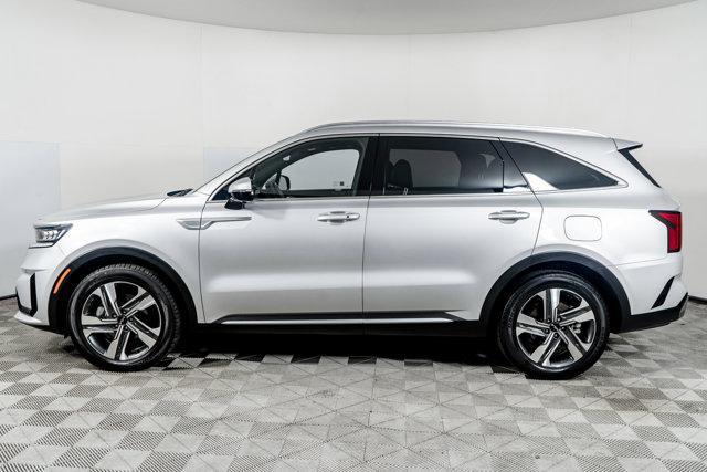 used 2022 Kia Sorento Plug-In Hybrid car, priced at $31,998