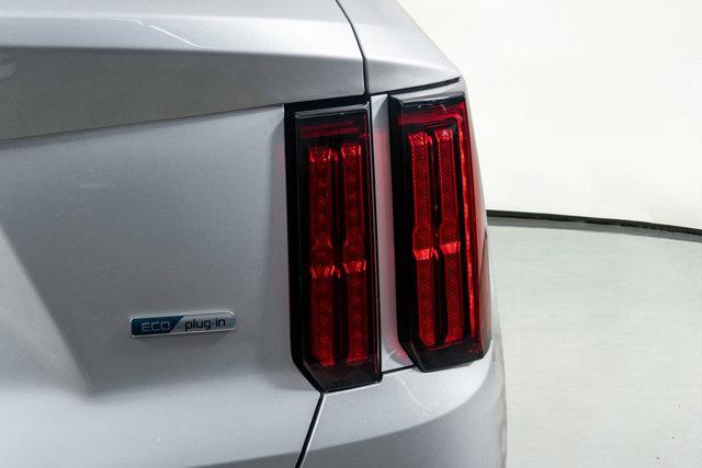 used 2022 Kia Sorento Plug-In Hybrid car, priced at $29,998