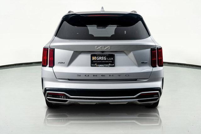 used 2022 Kia Sorento Plug-In Hybrid car, priced at $29,998