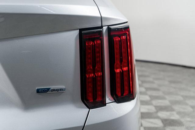 used 2022 Kia Sorento Plug-In Hybrid car, priced at $31,998