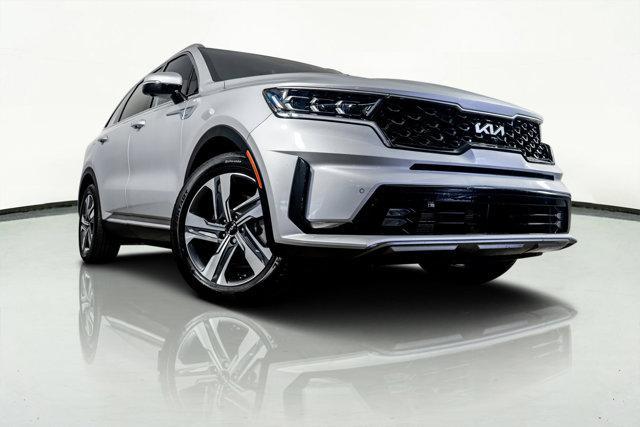 used 2022 Kia Sorento Plug-In Hybrid car, priced at $29,998
