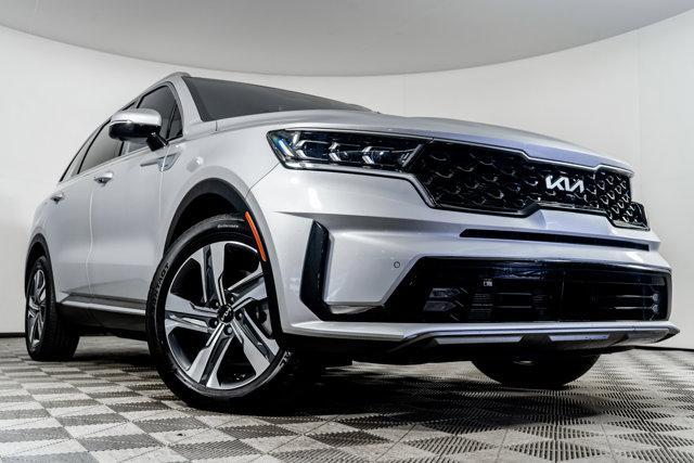 used 2022 Kia Sorento Plug-In Hybrid car, priced at $31,998
