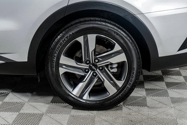 used 2022 Kia Sorento Plug-In Hybrid car, priced at $31,998