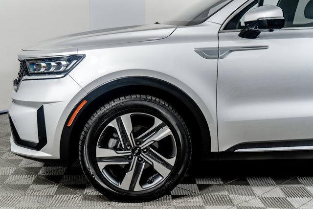 used 2022 Kia Sorento Plug-In Hybrid car, priced at $31,998