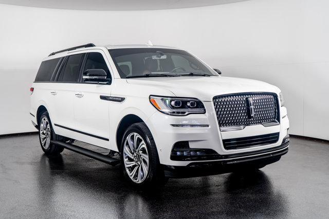 used 2024 Lincoln Navigator car, priced at $77,998