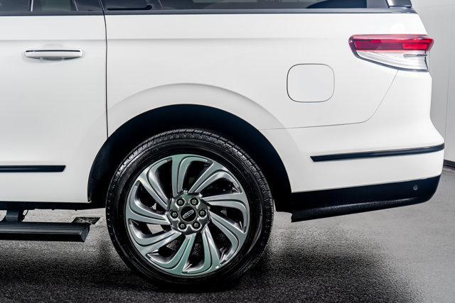 used 2024 Lincoln Navigator car, priced at $77,998