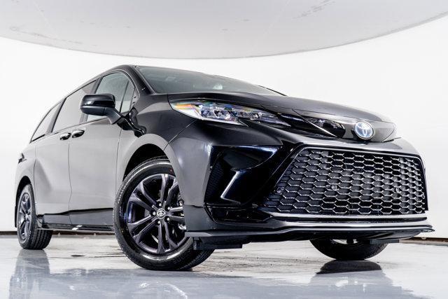 used 2025 Toyota Sienna car, priced at $54,998