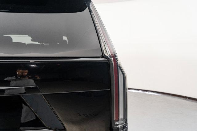 used 2025 Cadillac Escalade ESV car, priced at $134,998