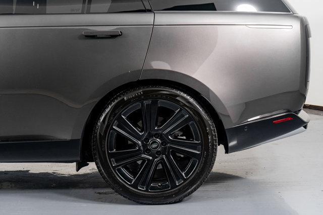 used 2022 Land Rover Range Rover car, priced at $104,998