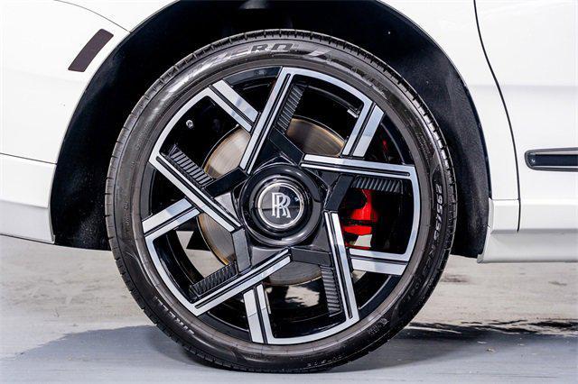 used 2025 Rolls-Royce Cullinan car, priced at $529,998