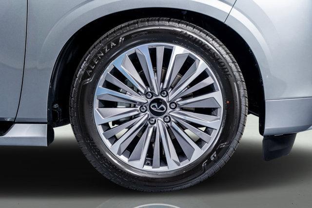 used 2025 INFINITI QX80 car, priced at $78,798