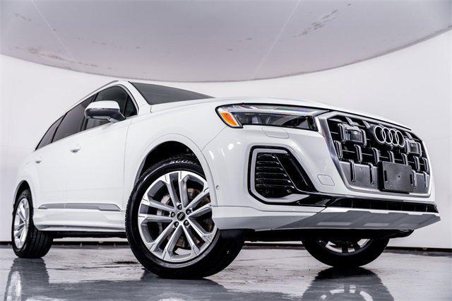 used 2025 Audi Q7 car, priced at $62,998
