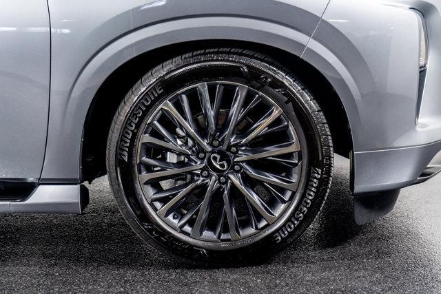 used 2025 INFINITI QX80 car, priced at $89,998