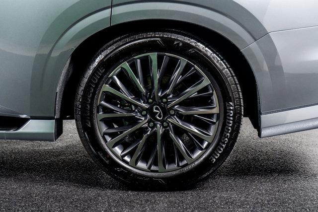 used 2025 INFINITI QX80 car, priced at $89,998