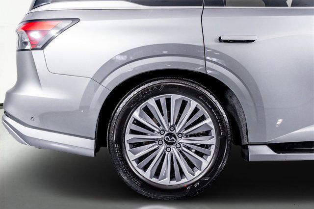 used 2025 INFINITI QX80 car, priced at $76,998