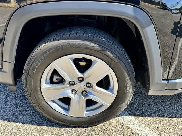 used 2022 Jeep Compass car, priced at $21,000