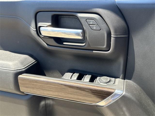 used 2022 Chevrolet Silverado 1500 car, priced at $38,400