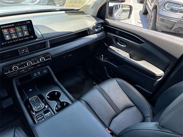 used 2023 Honda Pilot car, priced at $40,000