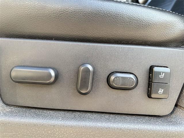 used 2013 Ford F-150 car, priced at $18,000