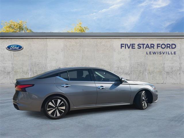 used 2019 Nissan Altima car, priced at $18,000