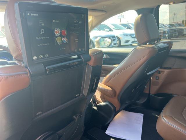 used 2018 Chrysler Pacifica car, priced at $15,000