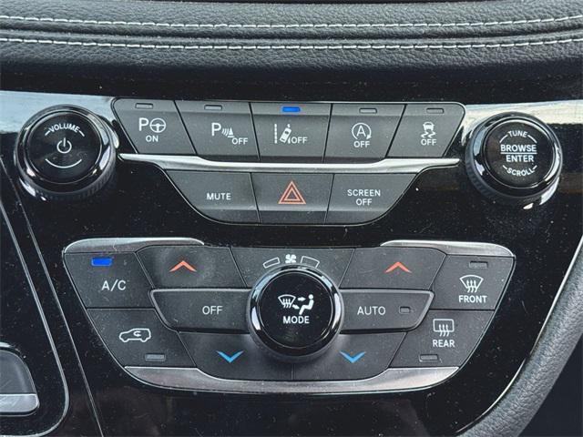 used 2020 Chrysler Pacifica car, priced at $22,500