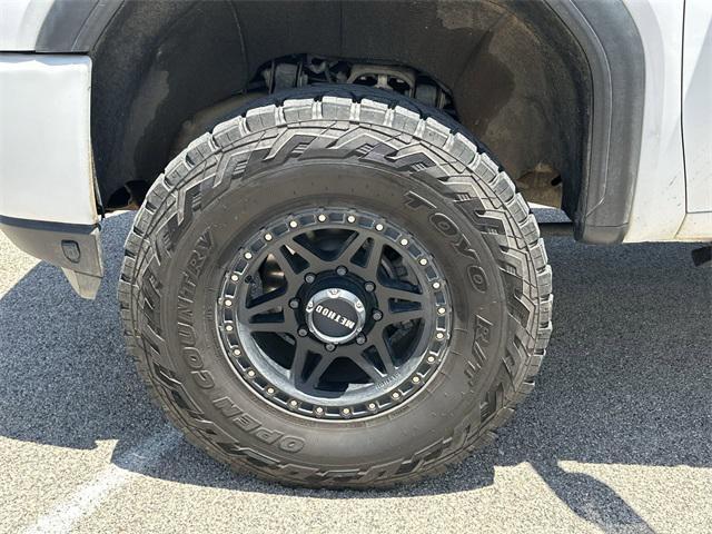 used 2022 GMC Sierra 2500 car, priced at $62,000
