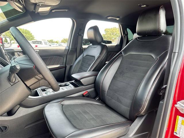 used 2023 Ford Edge car, priced at $28,500