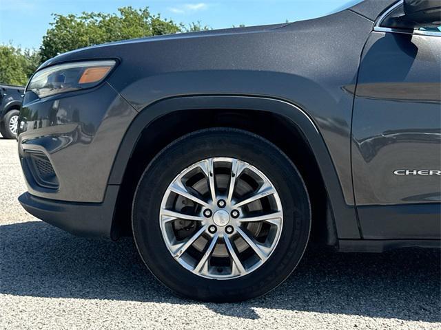 used 2019 Jeep Cherokee car, priced at $13,500