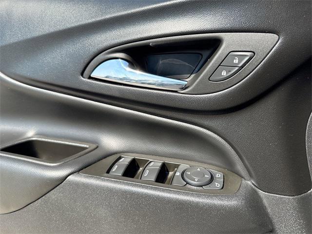 used 2023 Chevrolet Equinox car, priced at $22,000