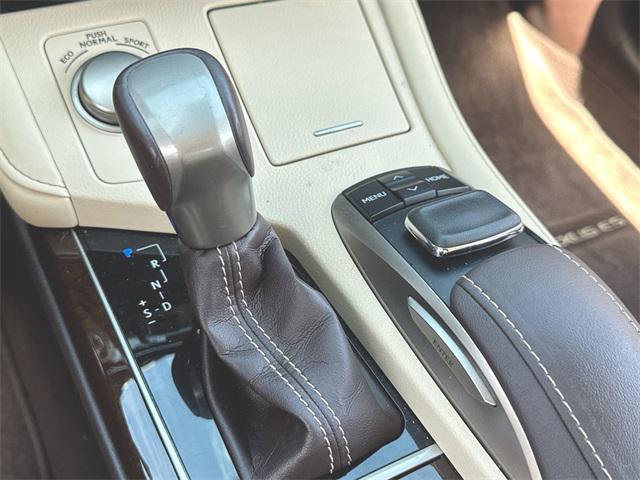 used 2016 Lexus ES 350 car, priced at $18,750
