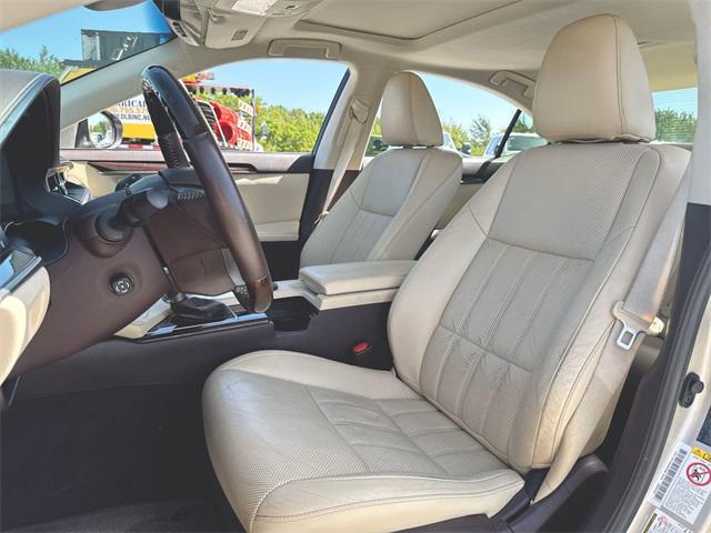 used 2016 Lexus ES 350 car, priced at $18,750