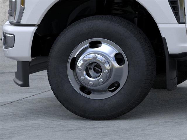 new 2025 Ford F-350 car, priced at $105,366