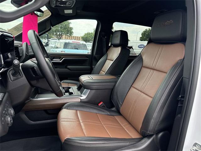 used 2025 Chevrolet Silverado 3500 car, priced at $76,500