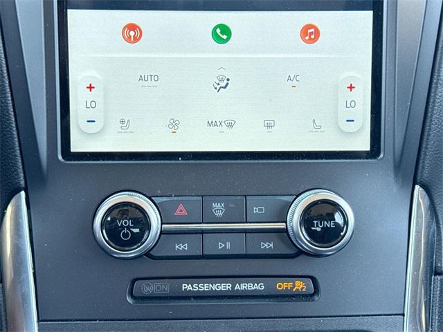 used 2024 Ford Edge car, priced at $27,500