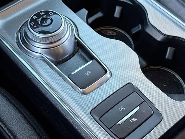 used 2024 Ford Edge car, priced at $27,500