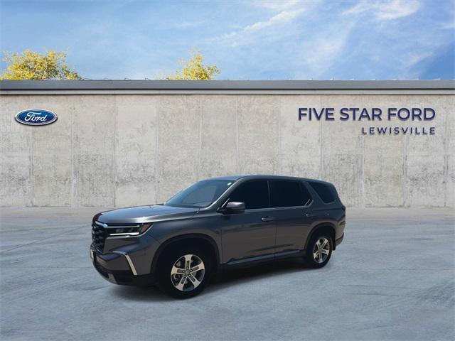 used 2024 Honda Pilot car, priced at $38,000
