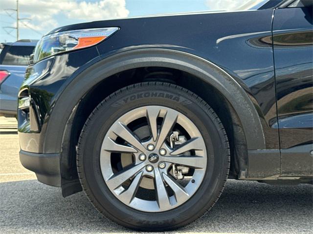 used 2021 Ford Explorer car, priced at $25,000
