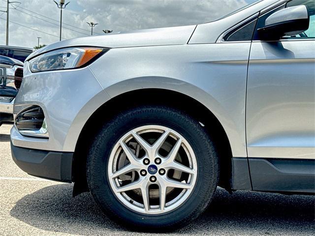 used 2022 Ford Edge car, priced at $20,000