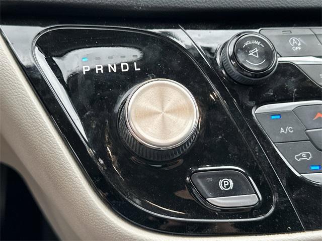 used 2017 Chrysler Pacifica car, priced at $13,000