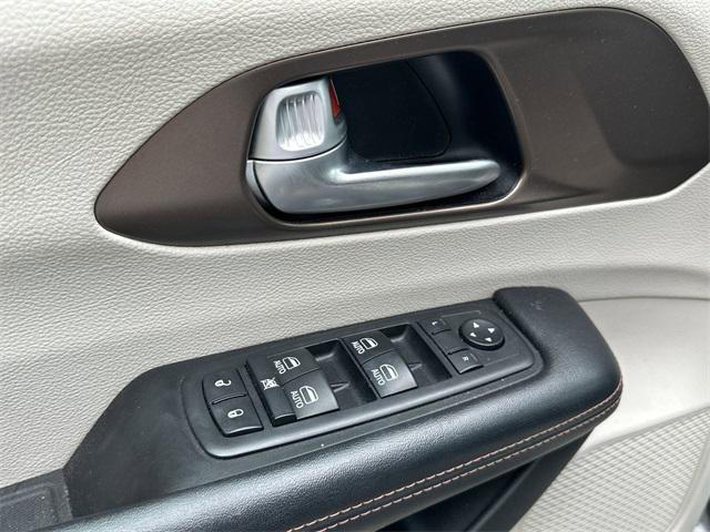 used 2017 Chrysler Pacifica car, priced at $13,000