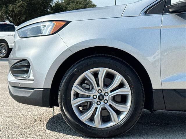 used 2023 Ford Edge car, priced at $26,000